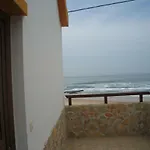 Lucas House 2 - Seabreeze Apartment
