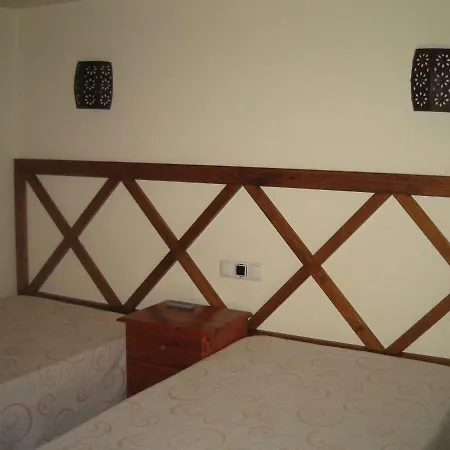 Lucas House 2 - Seabreeze Апартаменты *